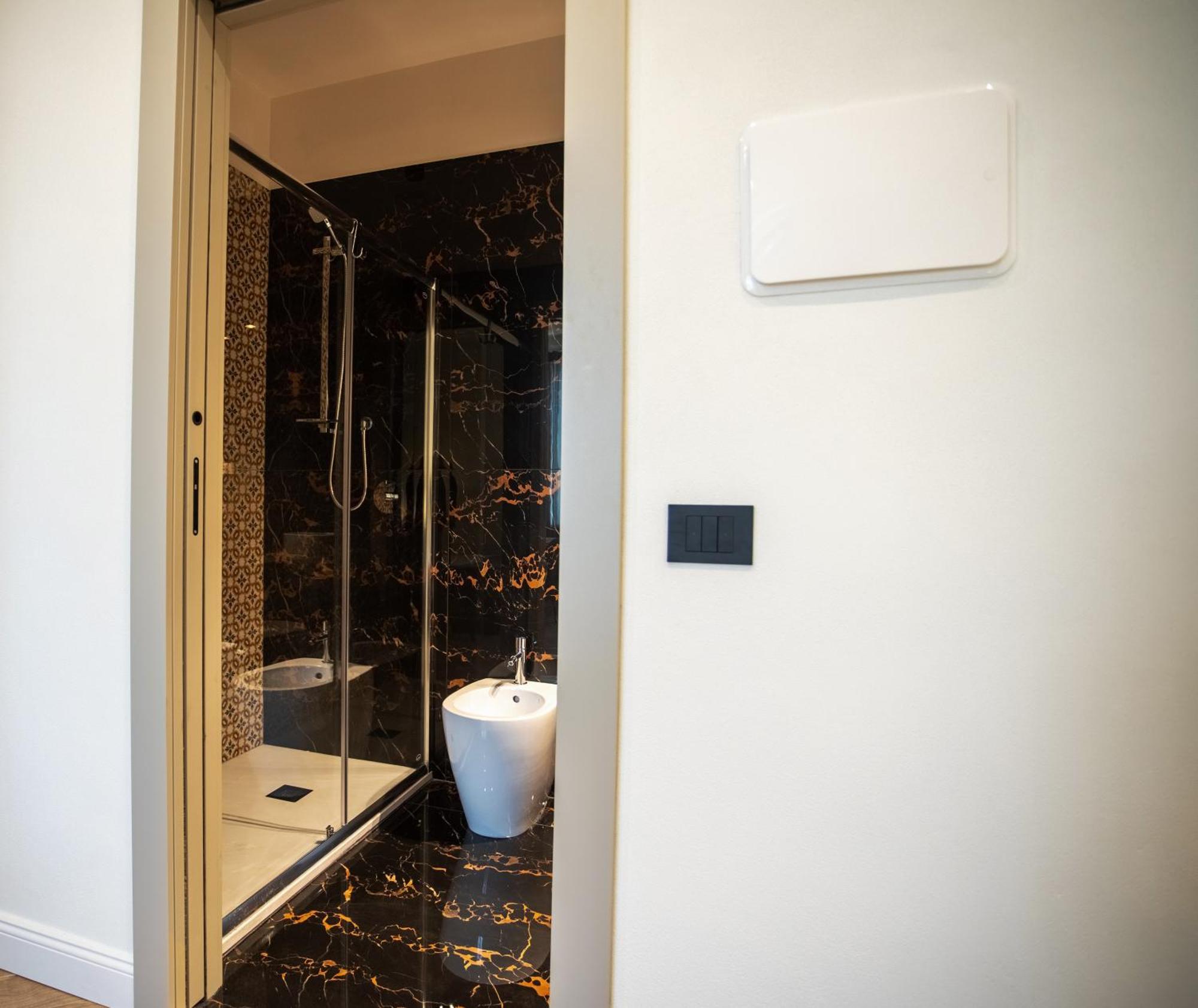 Boemi Smart Suites Napels Buitenkant foto