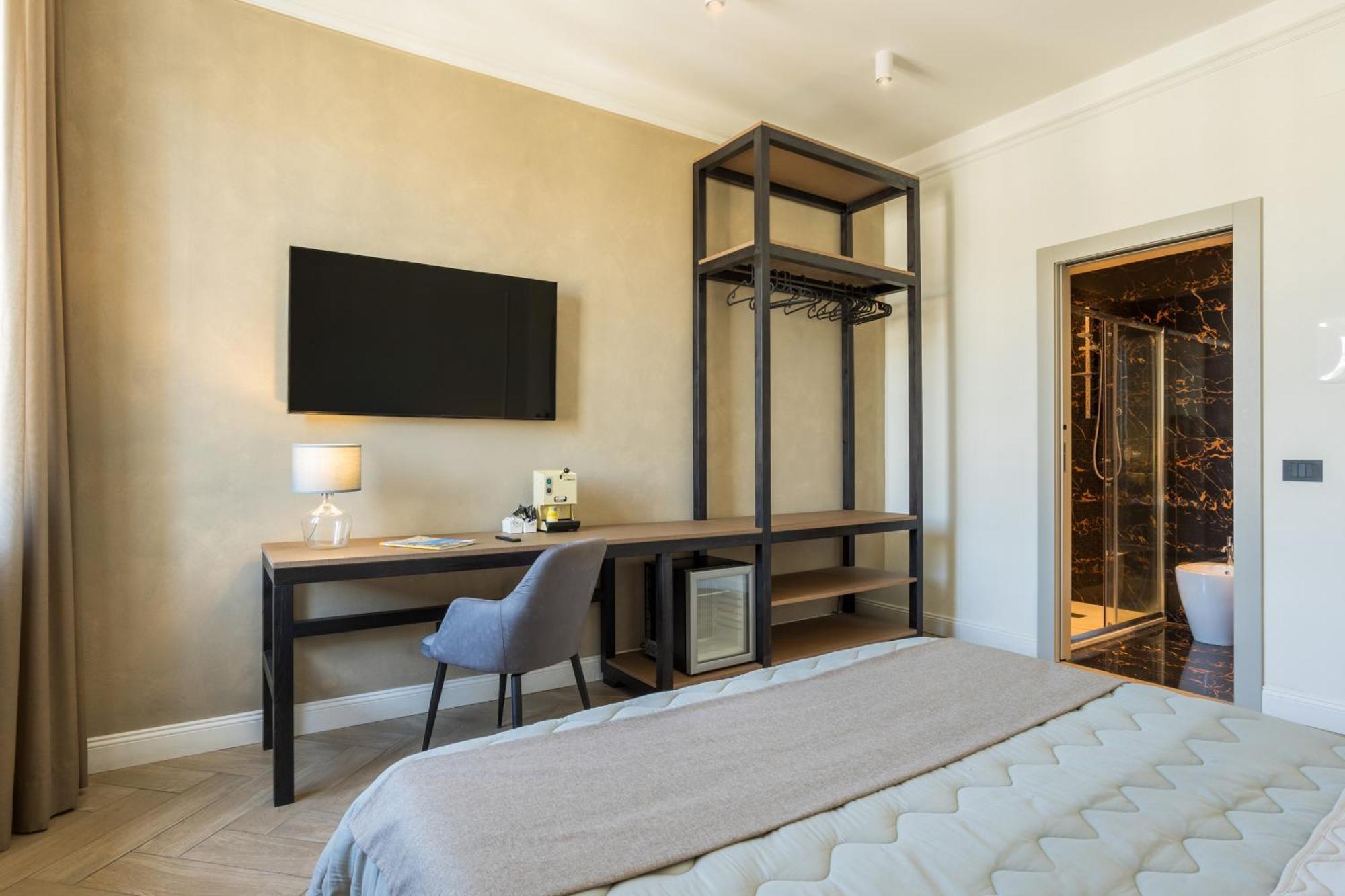 Boemi Smart Suites Napels Buitenkant foto